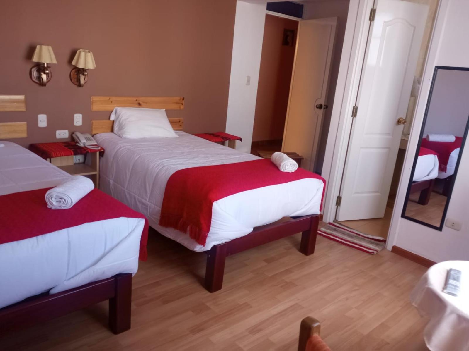 Kuntur Inn Hotel Пуно Екстериор снимка